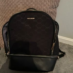 Laptop travel backpack